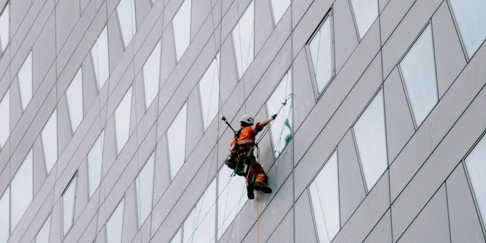 NR-35: treinamento de trabalho em altura agora é presencial